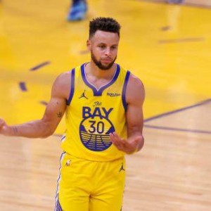 HuaTiHui-【圆桌】湖人换韦少是败笔？本·西蒙斯今夏必换队？