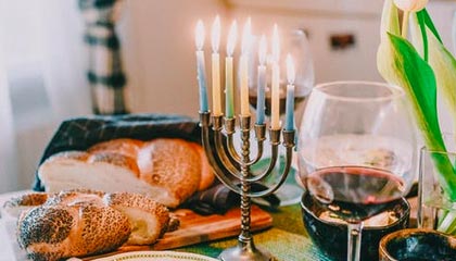 记者：德容新经纪人与德科会面，球员将续约至2028年+1年延长